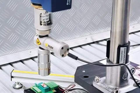 Microscope ExtensionによるMEMSの測定