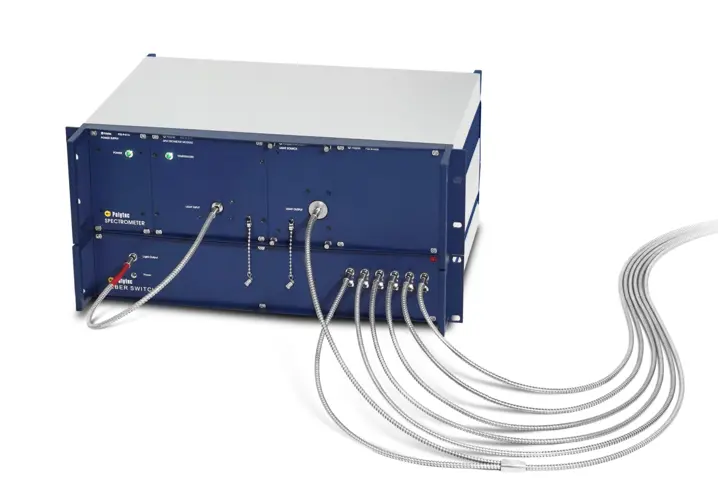 Polytec PAS-Spektrometer mit einem Multiplexer, an den bis zu sechs NIR-Sensorköpfe angeschlossen werden können