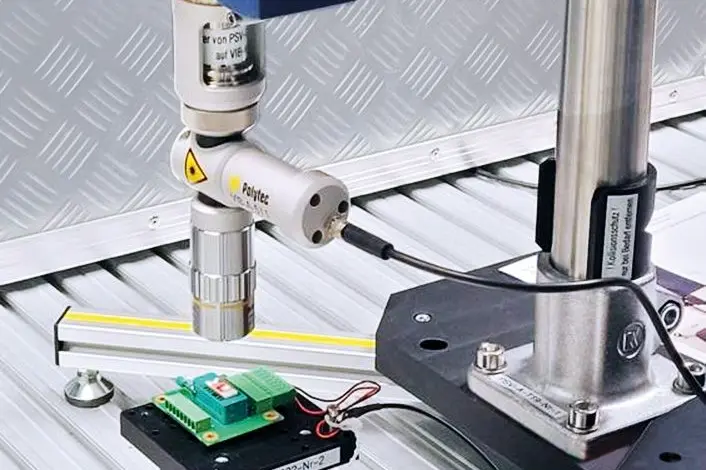 MEMS cantilever measurement with microscope extension