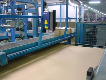 Precise speed and length measurement on drywall boards Precise speed and length measurement on drywall boards