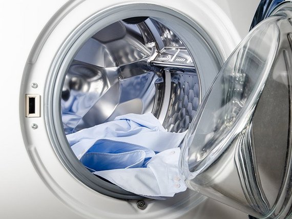 Production testing on white goods, using laser vibration sensors for automated quality inspection Essais de production sur des produits blancs, à l'aide de capteurs de vibration laser pour un contrôle qualité automatisé