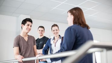 Training at Polytec Students at Polytec