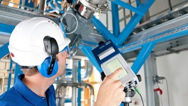 Condition monitoring in industrial plants and on machines with the portable laser vibration sensor VibroGo Condition monitoring in industrial plants and on machines with the portable laser vibration sensor VibroGo