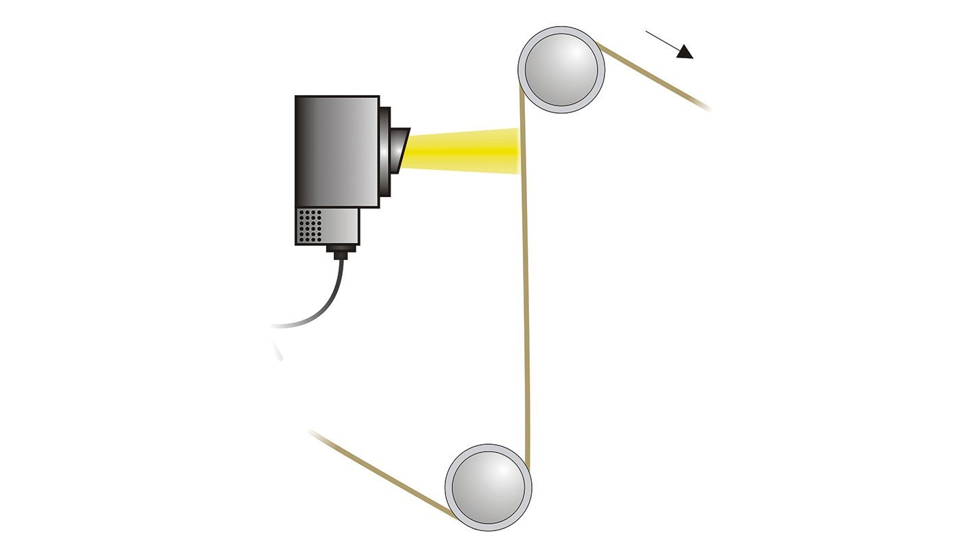 Distance sensor head and conveyor belts, vertical Distance sensor head and conveyor belts, vertical