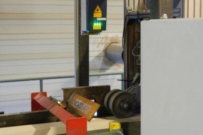 A sawmill using laser optical sensors for exact position tracking