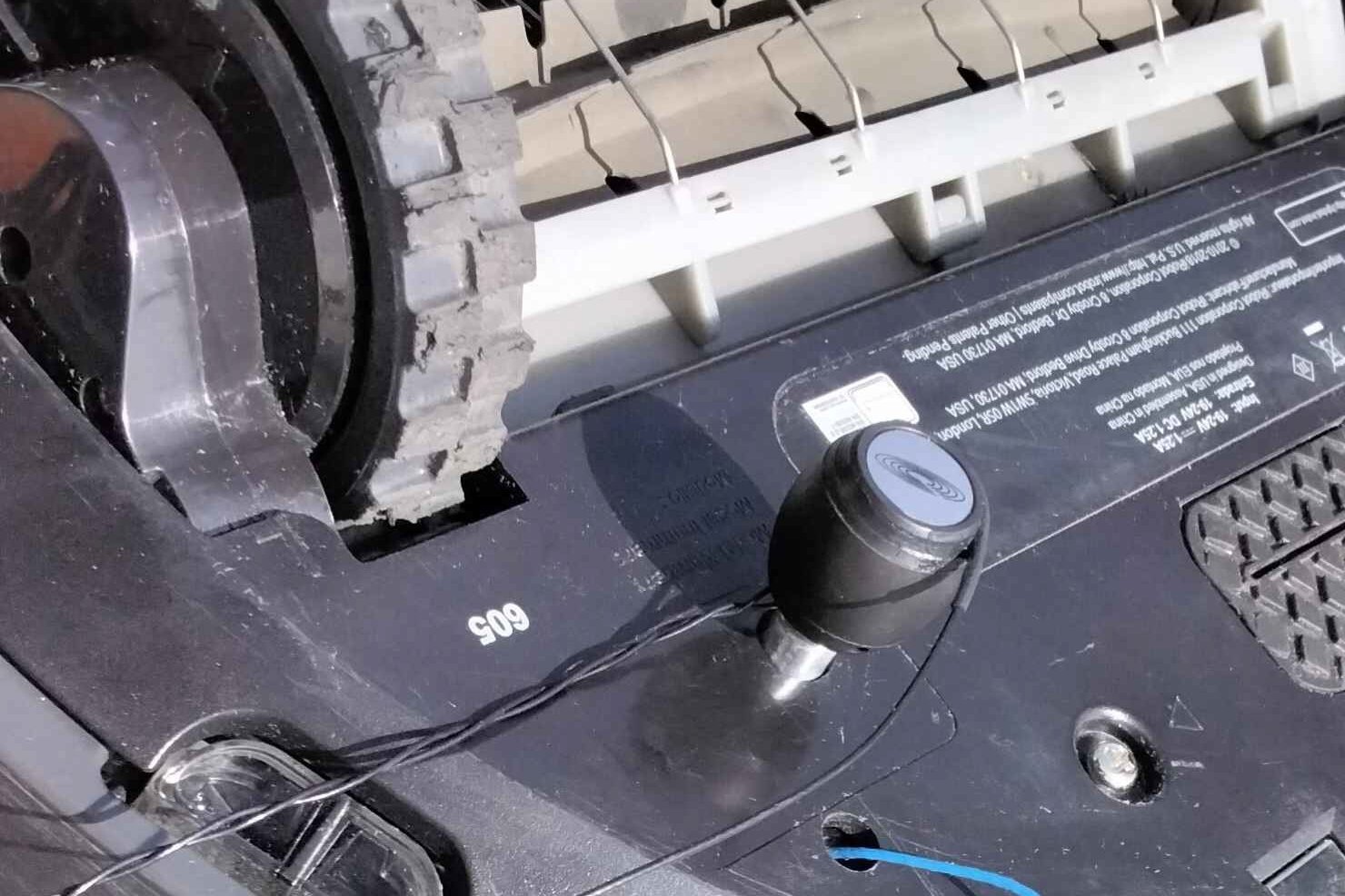 Selbsttragende und selbst-ausrichtende Konstruktion zum Betrieb in allen Raumrichtungen Selbsttragende und selbst-ausrichtende Konstruktion zum Betrieb in allen Raumrichtungen