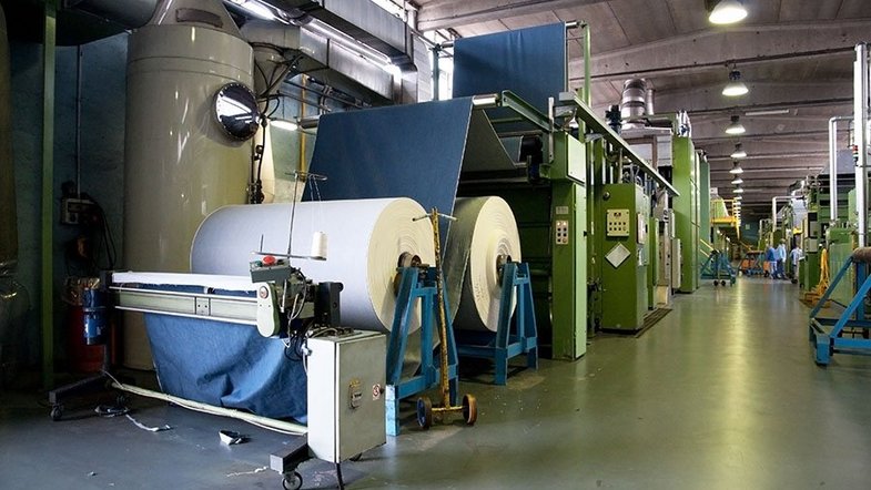 Length measurement of coiled sheet material Length measurement of coiled sheet material