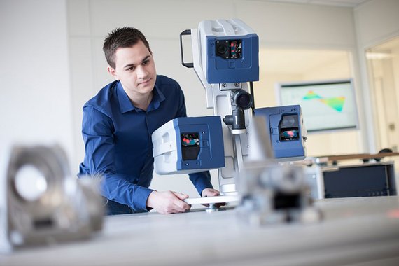 PSV-500-3D Scanning Vibrometer for in-plane and out-of-plane full-field vibration mapping PSV-500-3D Scanning Vibrometer for in-plane and out-of-plane full-field vibration mapping