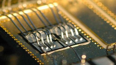 Elektrisch leitendes Kleben in der Elektronik