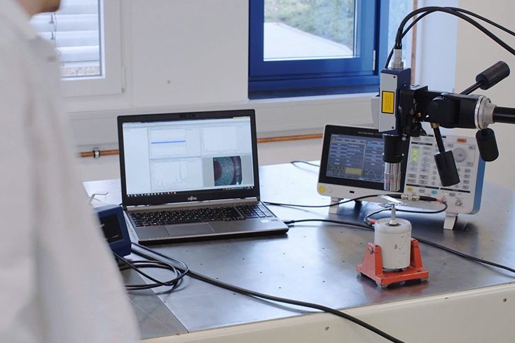 VibroOne non-contact vibration testing on electronics, making fine vibrational details visible VibroOne non-contact vibration testing on electronics, making fine vibrational details visible