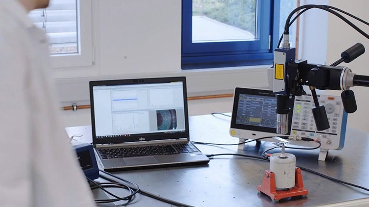 VibroOne non-contact vibration testing on electronics, making fine vibrational details visible VibroOne non-contact vibration testing on electronics, making fine vibrational details visible