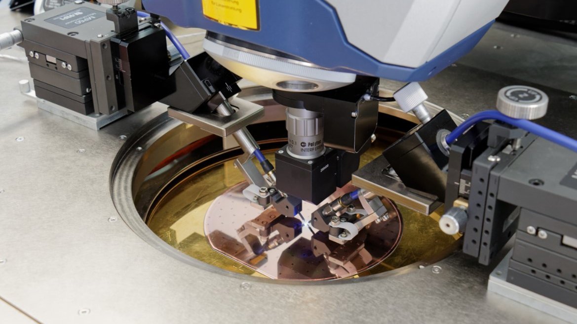 Vibration measurement as a service for modal testing inside Si capped MEMS Vibration measurement as a service for modal testing inside Si capped MEMS