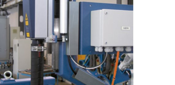 Non-destructive testing of steel tubes Contrôle non destructif des tubes en acier